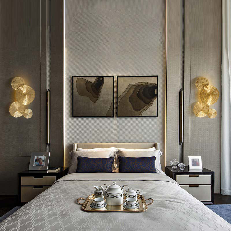 Luz de latón nórdica Luz de loto Forma de la hoja de múltiples luces de pared de luz en oro