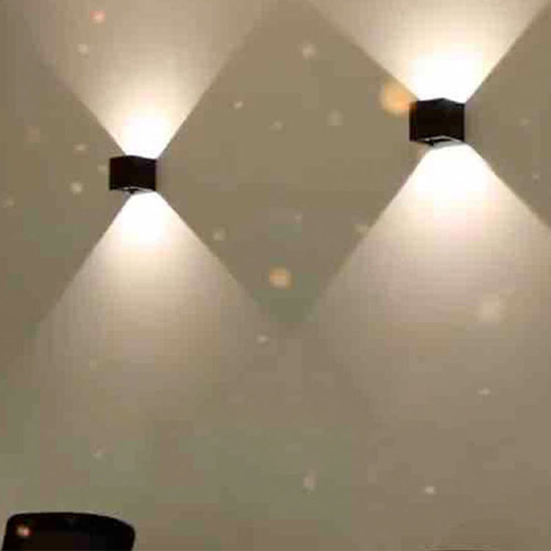 Square Shade Metal Wall Sconce Modern Style 2-Lights Wall Mount Light