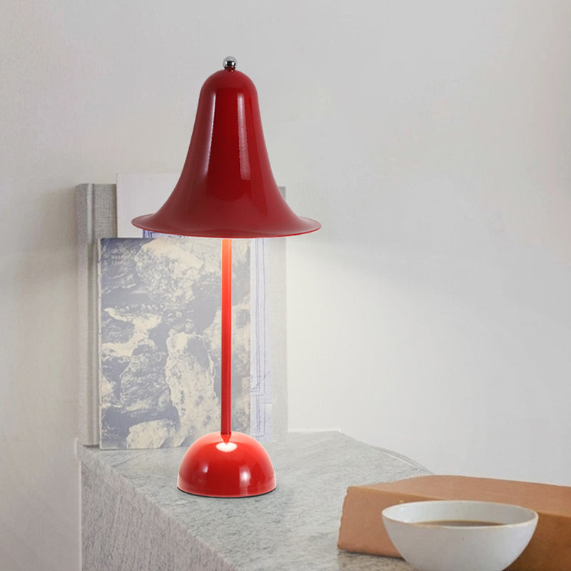 Bell Shape Table Lamp Modern Style Metal Single Light Night Table Lamp