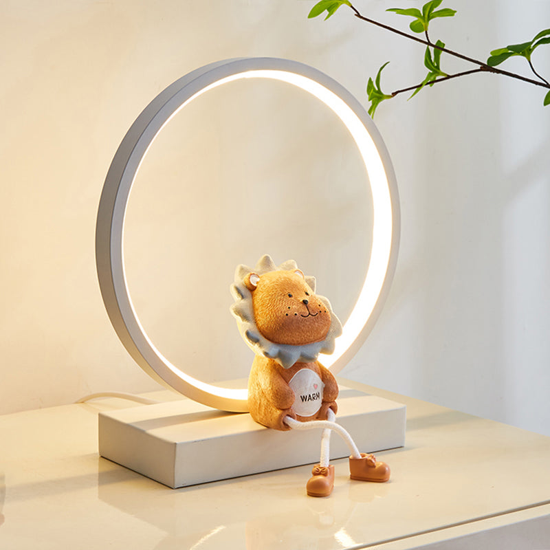 Modern Style Circle Shape Table Light Metal 1 Light Nightstand Lamps for Table