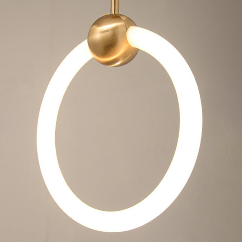Lumière suspendue linéaire minimaliste Aménagement d'éclairage pendentif moderne pour le salon