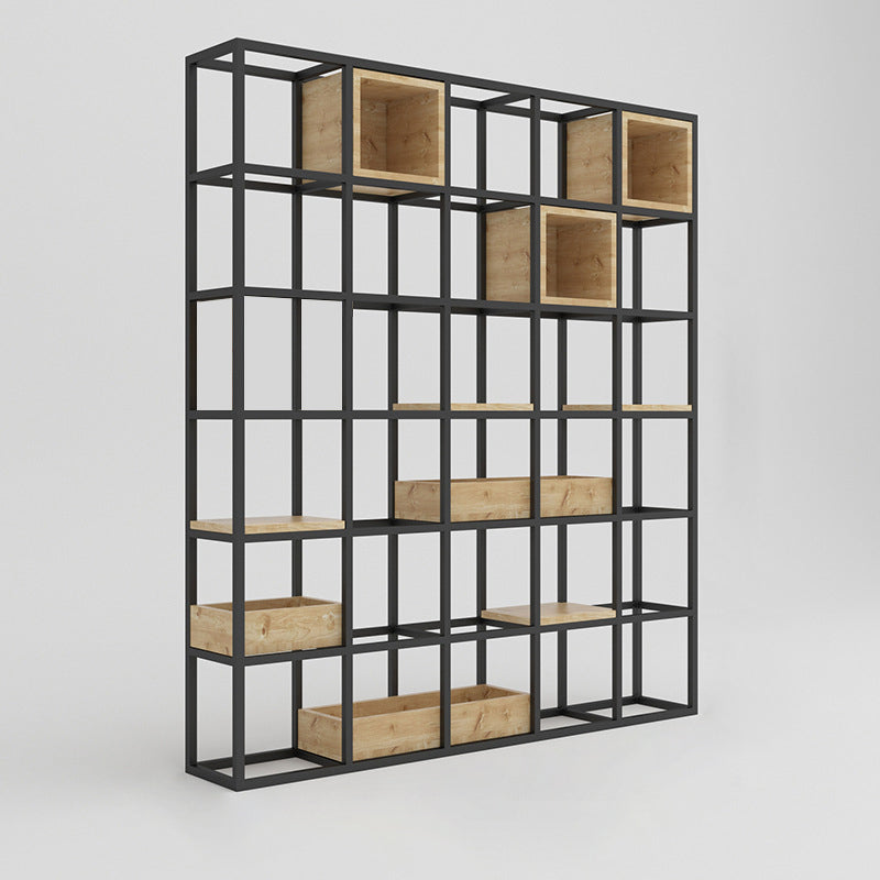 Moderne open etagere boekenplank met zwart ijzeren frame dennenhoutplank