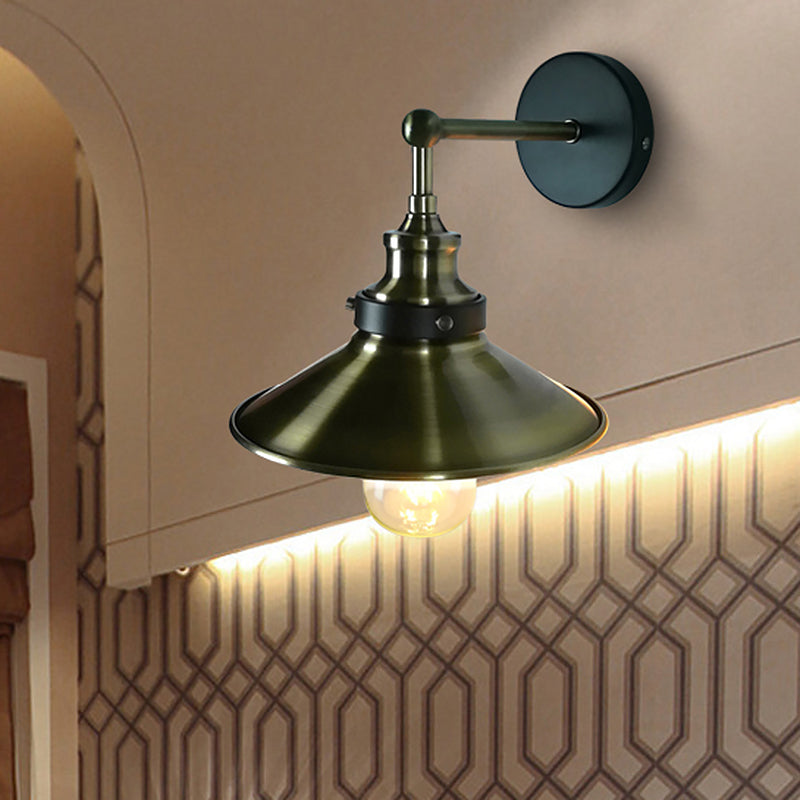 Luz de pared de bronce de hierro Tombra de platillo de platillo 1 Bulbo Lámpara de pared elegante para la pared para la granja