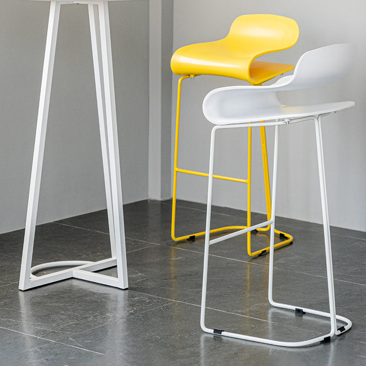 PP-Eimer-Thekenhocker für Zuhause, modernes Design, armlose Hocker mit Metallsockel