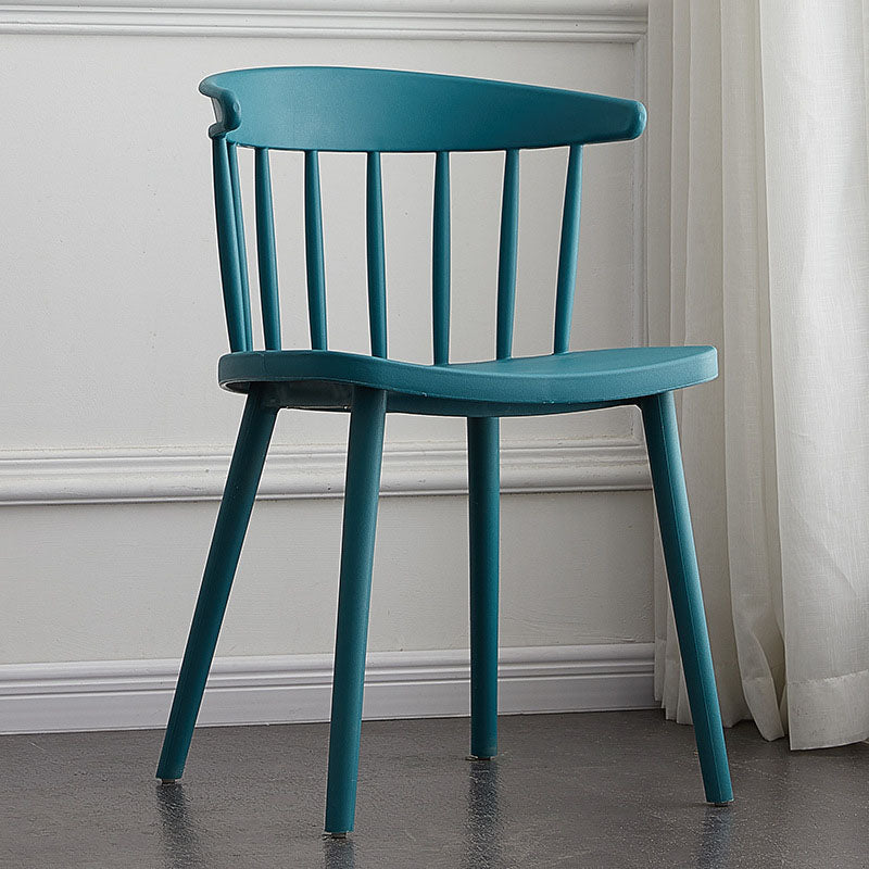 Moderne eetkamerstoelen Armloze stoelen met plastic poten voor keuken