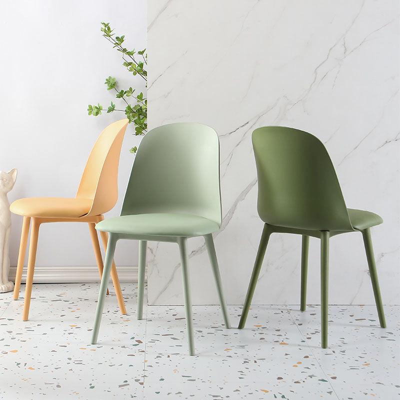 Silla lateral escandinava de plástico sin brazos, silla con respaldo sólido para el hogar