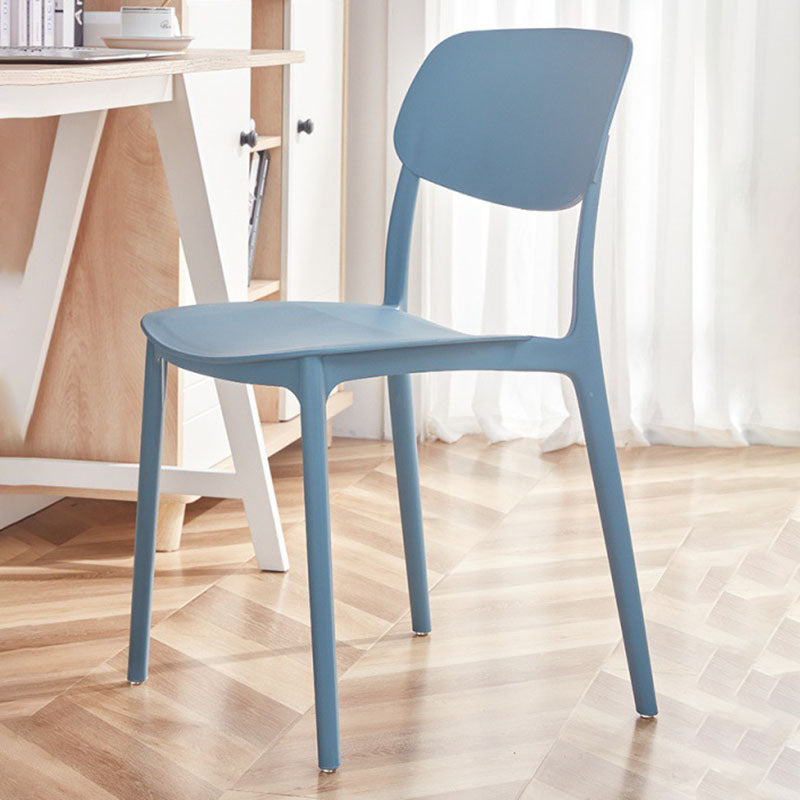 Sedia moderna sedia impilabile sedia a bracciole senza braccio con gambe di plastica per cucina