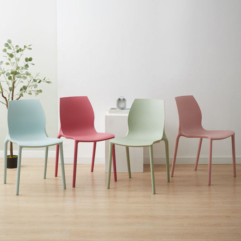 Sedie impilabili in stile moderno sedia da pranzo a bracciole con gambe di plastica per cucina