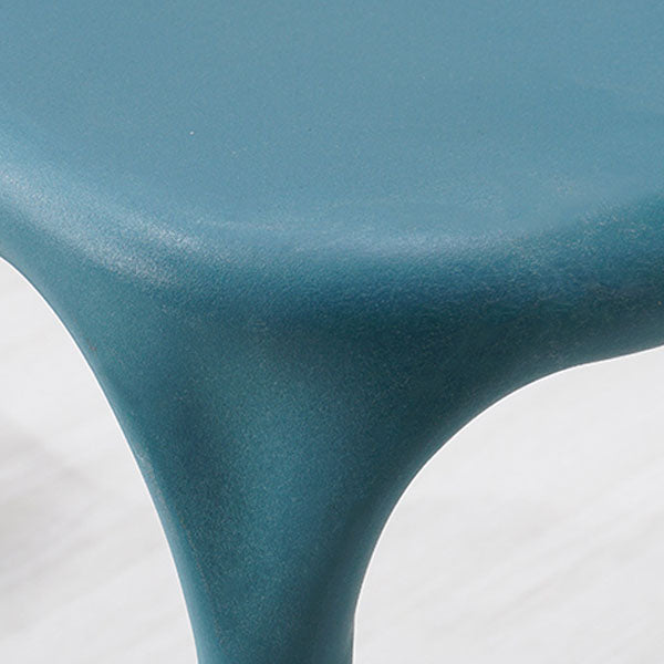 Sillas apilables de estilo moderno, silla con respaldo abierto sin brazos y patas de plástico para cocina