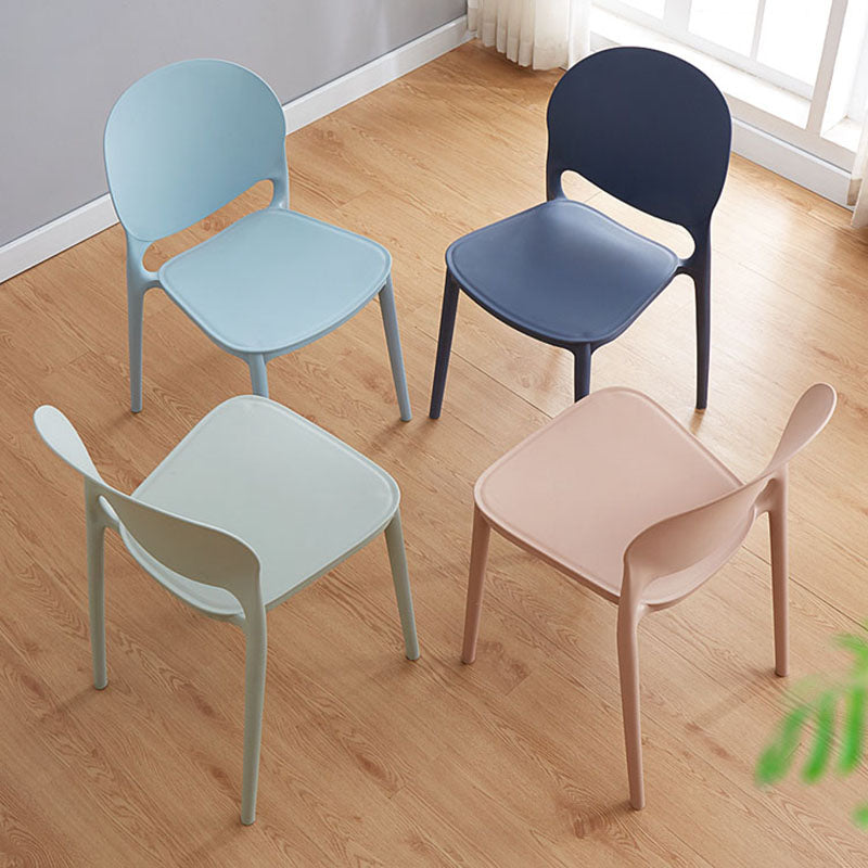 Silla apilable de estilo moderno, silla con respaldo abierto sin brazos y patas de plástico para cocina