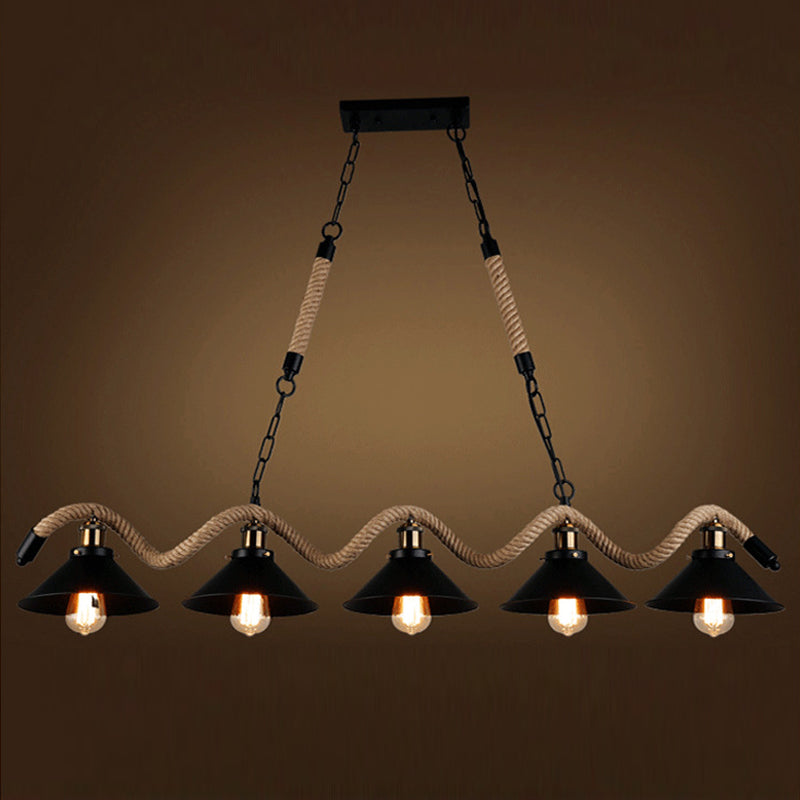 Colgante de islas negras de metal ligero de la isla industrial con cuerda natural para restaurante