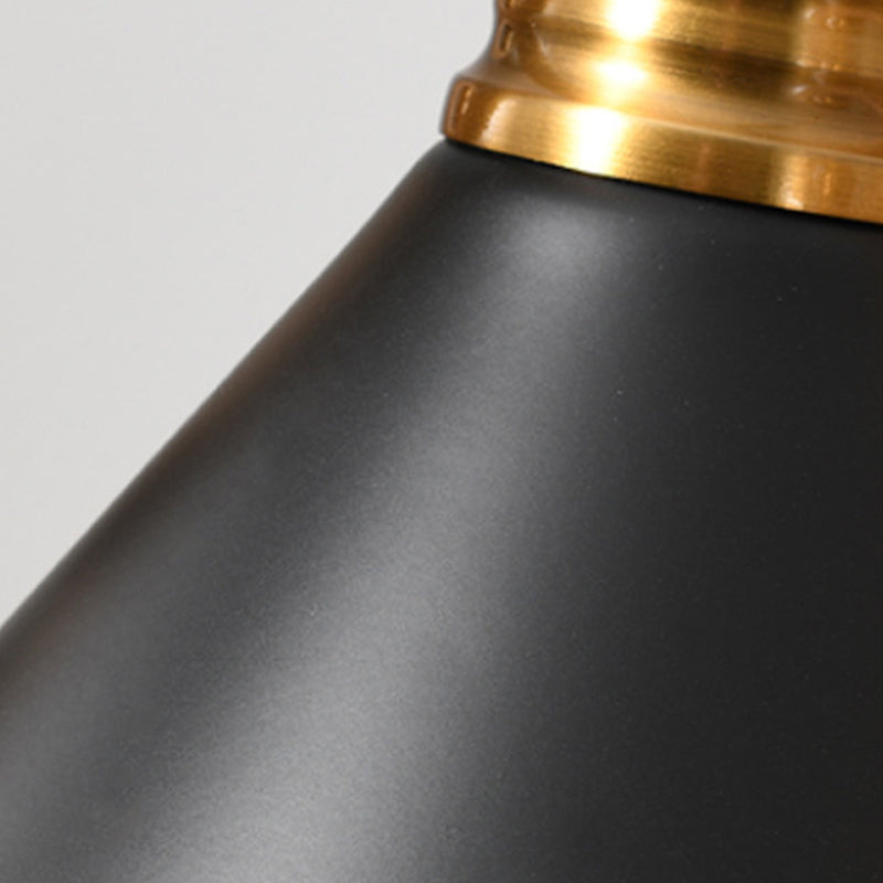 Colgante de islas negras de metal ligero de la isla industrial con cuerda natural para restaurante