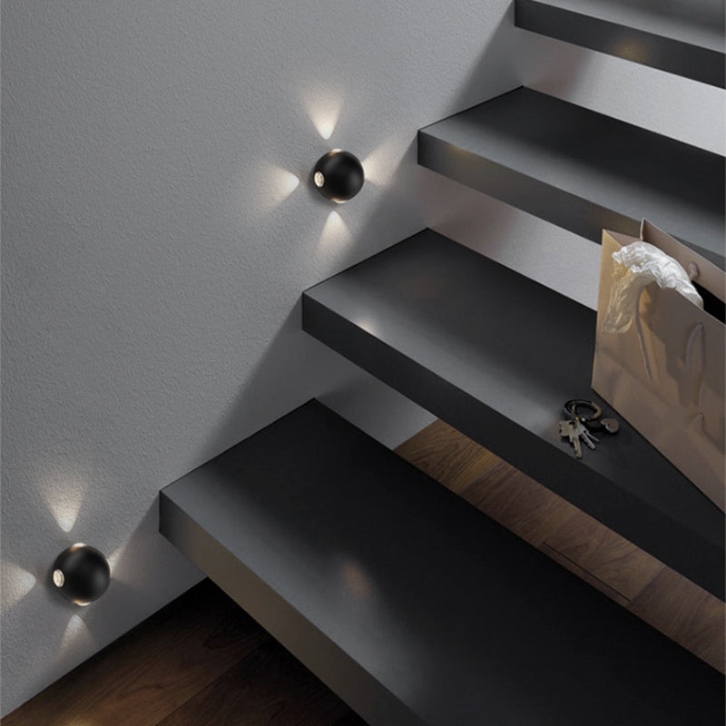 Luz de pared de metal de estilo moderno Aravera de pared LED de forma geométrica para al aire libre