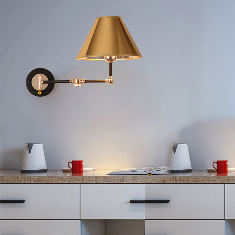 Metalen kegelmuurlicht Noordmatig 1 licht 10 "W binnenwand gemonteerd lamp met zwaaitarm in gouden afwerking