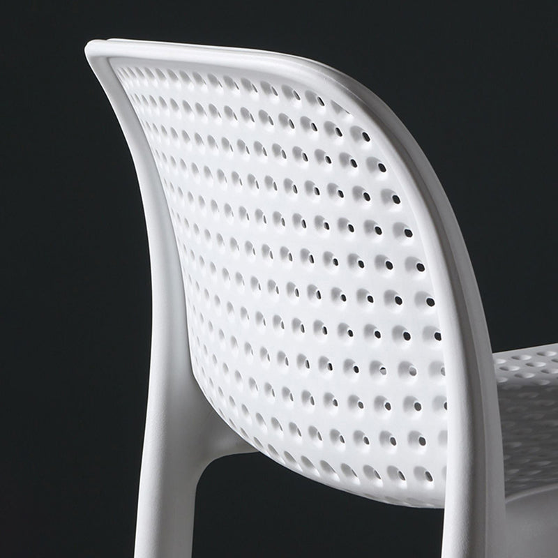 29,9 Zoll Plastik für zeitgenössische armlose Hocker Low Back Bar Hocker für das Restaurant