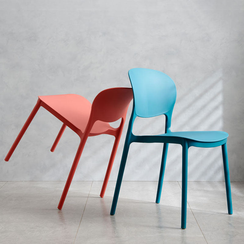 Sillas apilables modernas que cenan las sillas abiertas sin brazos con las piernas plásticas para la cocina
