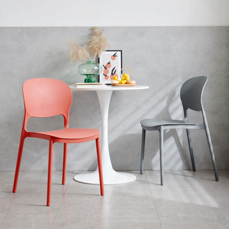 Sillas apilables modernas que cenan las sillas abiertas sin brazos con las piernas plásticas para la cocina