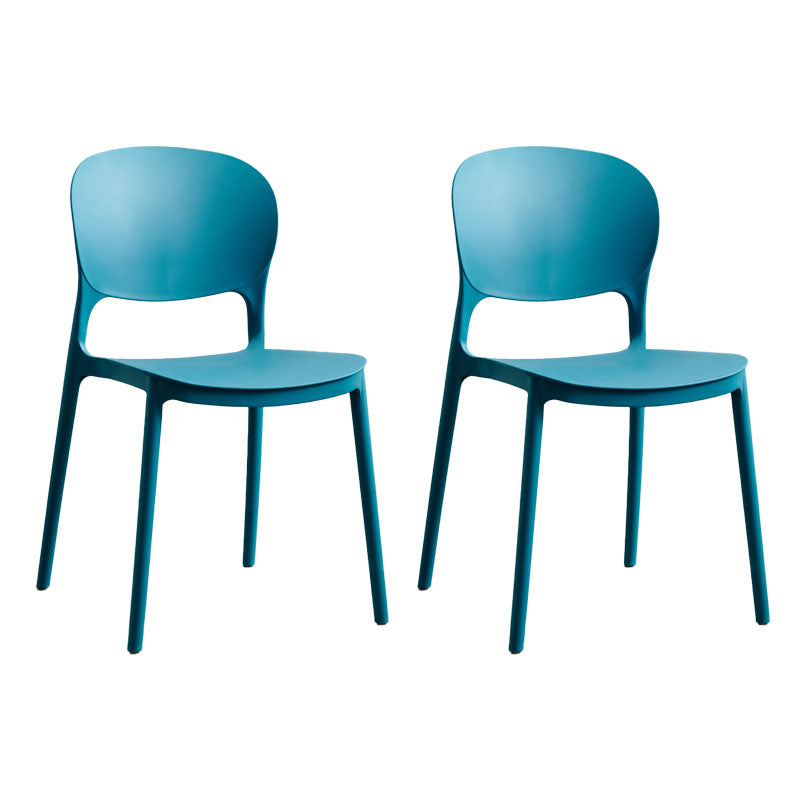 Moderne stapelbare stoelen, armloze stoelen met open rug en kunststof poten voor de keuken