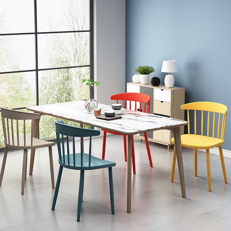 Silla lateral trasera Windsor colorida escandinava de plástico que cena la silla sin brazos
