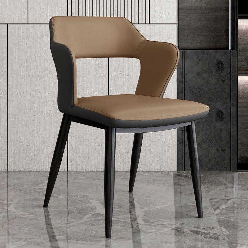 Bras arrière ouvert de style industriel dinant des chaises en cuir de Faux dinant des chaises