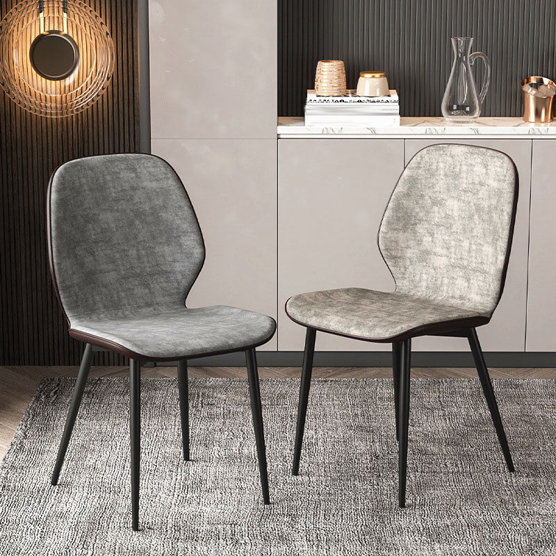 Eigentijdse eetkamerstoel armloze wingback zijstoel met metalen benen voor keuken