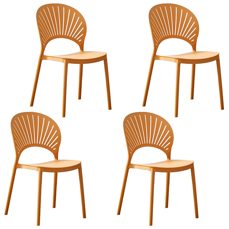 Moderne stapelbare stoel eetkamerarmloze stoelen met open rug en plastic poten voor de keuken