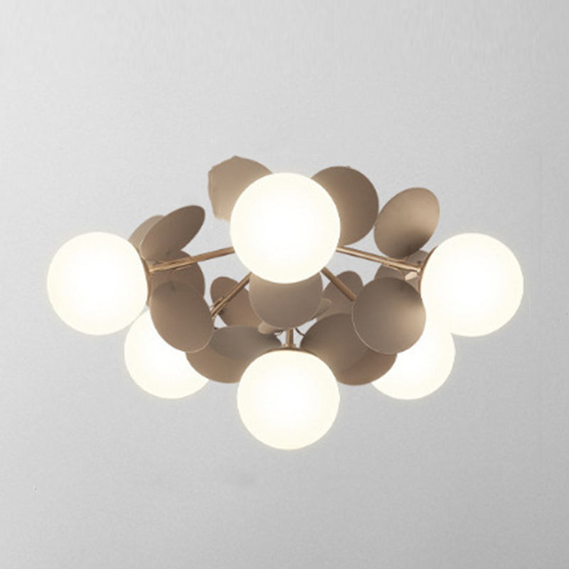 Petali eleganti Nordic Lampada del soffitto in vetro bianco camera da letto semifulò