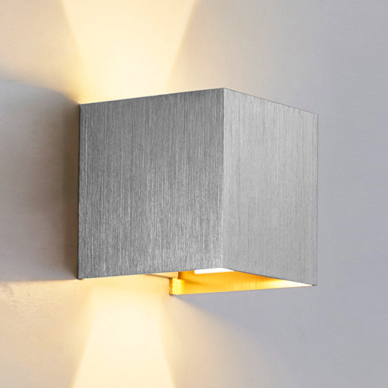 2 luces Ideas de iluminación de pared de metal de estilo de pared geométrico.