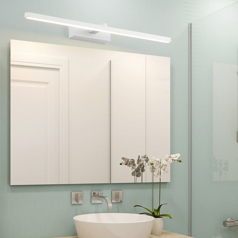 Luce da parete di forma lineare in metallo moderno a 1 lucciola lampada montata