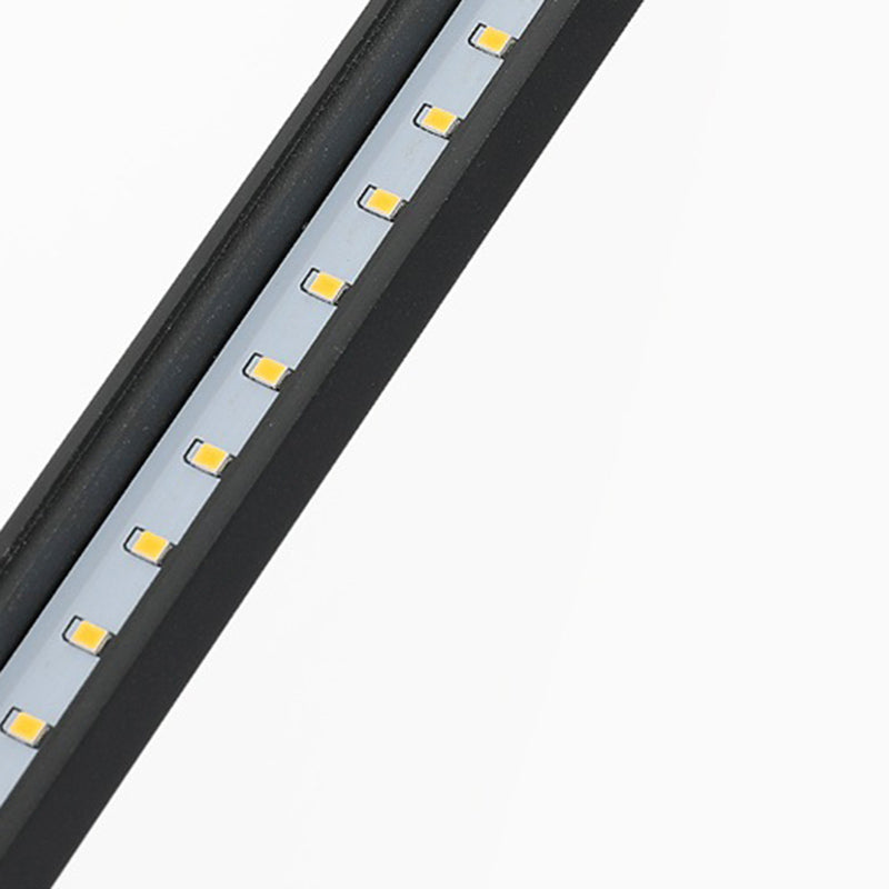 Luce da parete di forma lineare in metallo moderno a 1 lucciola lampada montata