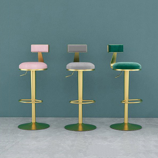 Contemporary Metal Bar and Counter Stool Low Back Stool with Pedestal Base in Gold
