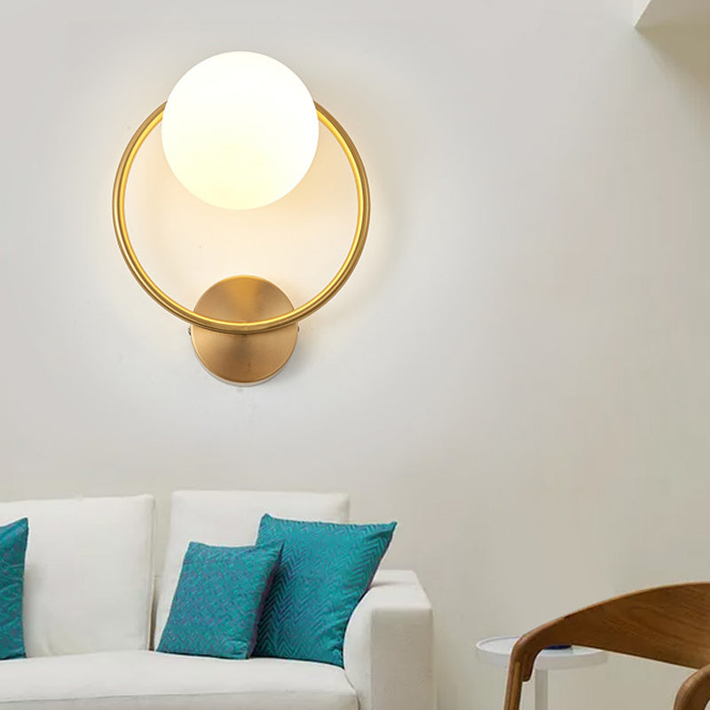 Lámpara de lámpara de pared global dorada simplicidad de vidrio blanco de 1 linda lámpara de vidrio
