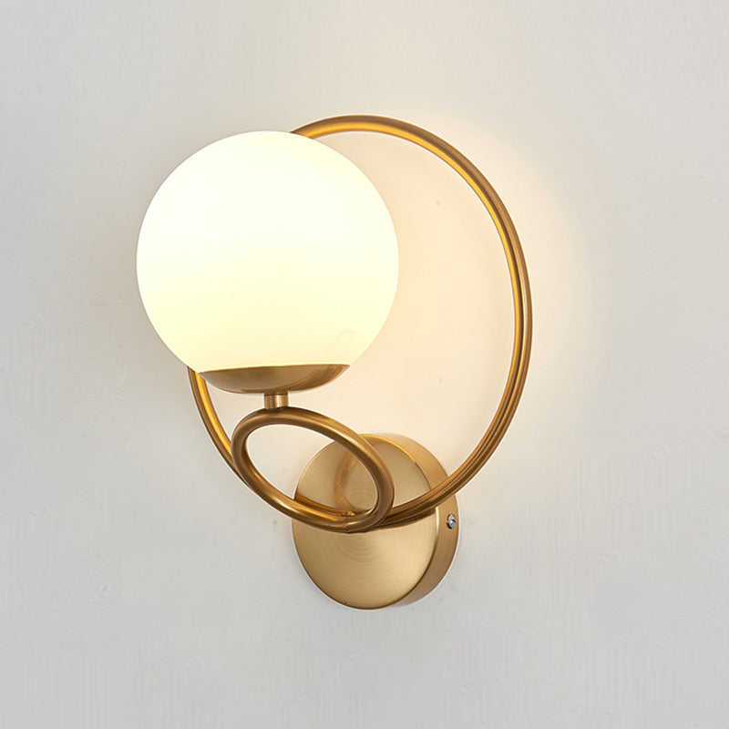 Lámpara de lámpara de pared global dorada simplicidad de vidrio blanco de 1 linda lámpara de vidrio