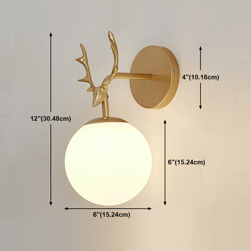 Lámpara de lámpara de pared global dorada simplicidad de vidrio blanco de 1 linda lámpara de vidrio