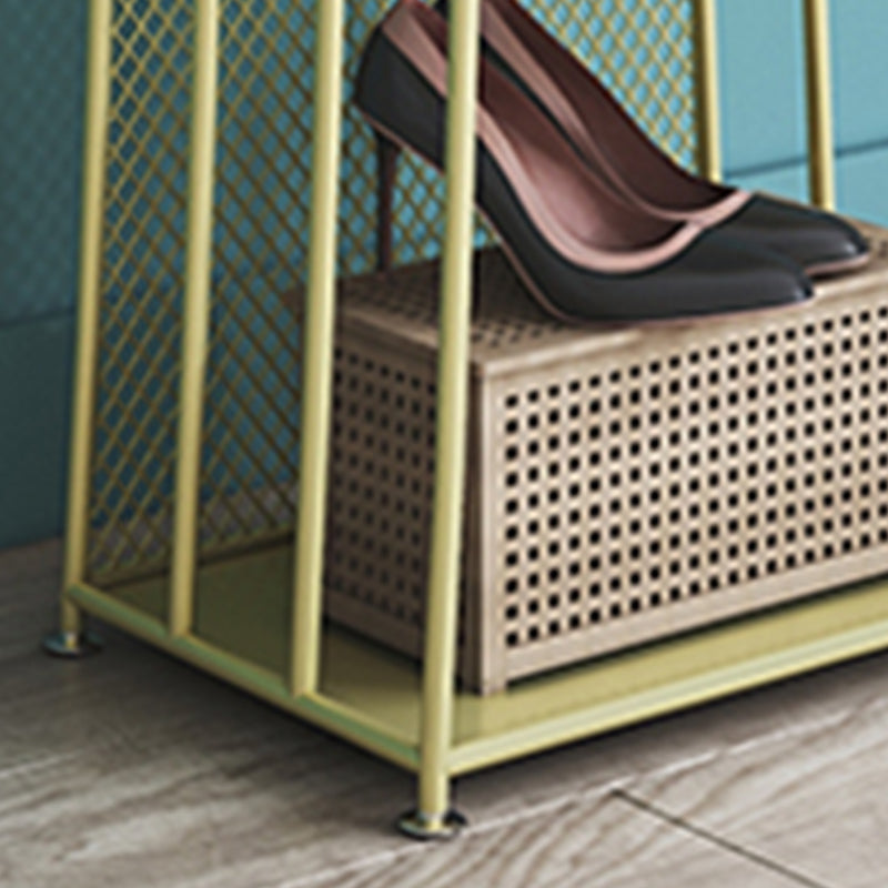 Libreria in stile scandinavo in metallo chiuso per la casa