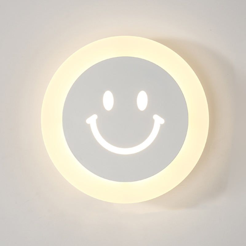 1-Light Wall Lighting Fixtures Modern Style Metal Wall Mounted Lights in White