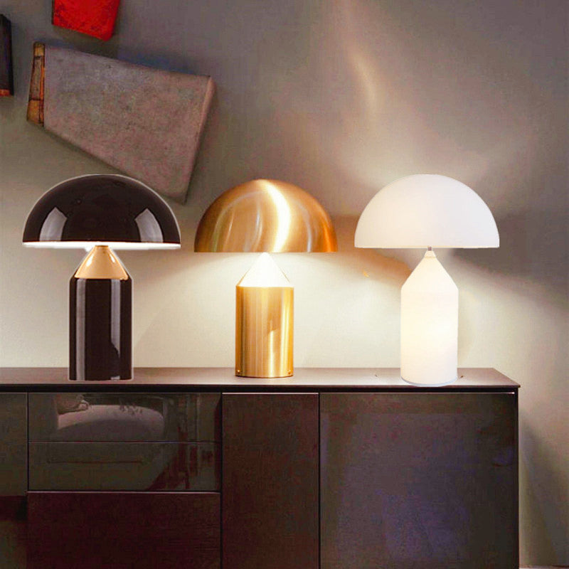 Metal Round Form Table Lampe moderne 1-Licht-Tischlampenleuchten