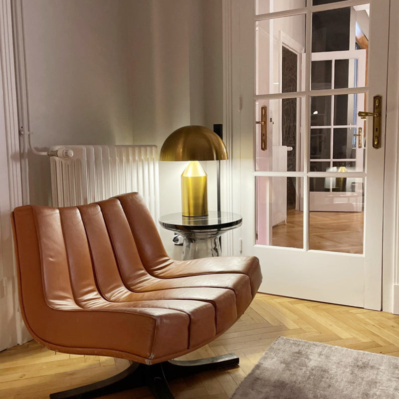 Metal Round Form Table Lampe moderne 1-Licht-Tischlampenleuchten
