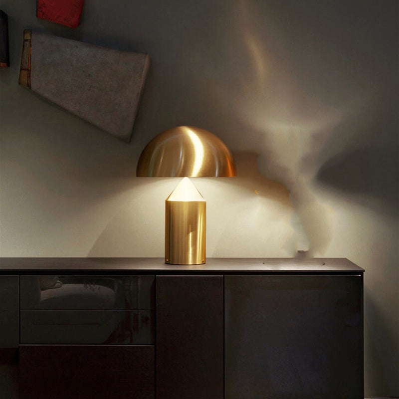 Metal Round Form Table Lampe moderne 1-Licht-Tischlampenleuchten