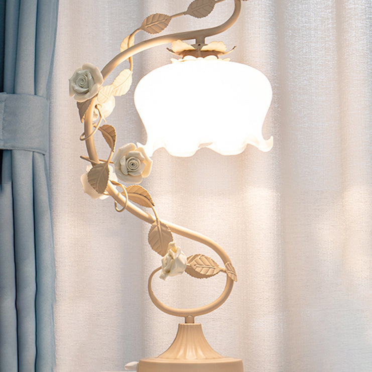 Modern Style Bowl Shape Table Lighting Glass 1 Light Table Lamp for Bedroom