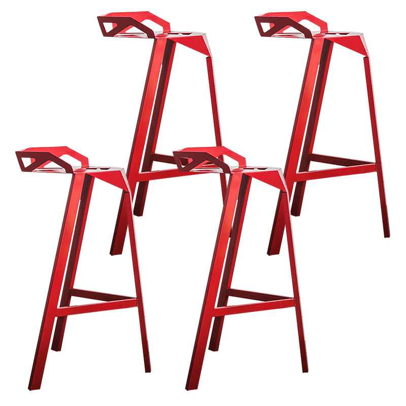Industrial Stackable Iron Counter Stools Low Back 3 Legs Bar Stools with Footrest