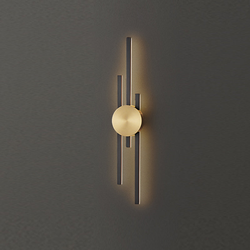 Metal Linear Shape Wall Light Modern Style Multi Lights Wall Mount Light Fixture