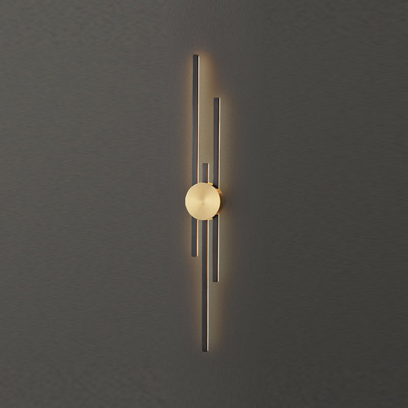 Metal Linear Shape Wall Light Modern Style Multi Lights Wall Mount Light Fixture