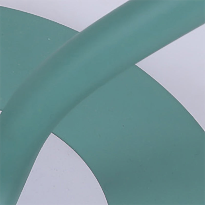 Stile moderno a forma di cono illuminazione da tavolo metallo 1 lampada da tavolo leggera per camera da letto