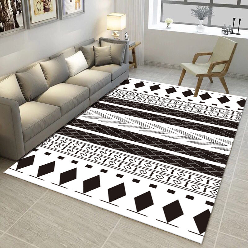 Continuous Geometric Pattern Rug Synthetic Carpet Stain Resistant Rug for Bedroom