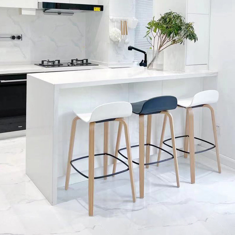 Nordic Indoor Simple Barstool Low Back Iron Tall Stool with Plastic Seat