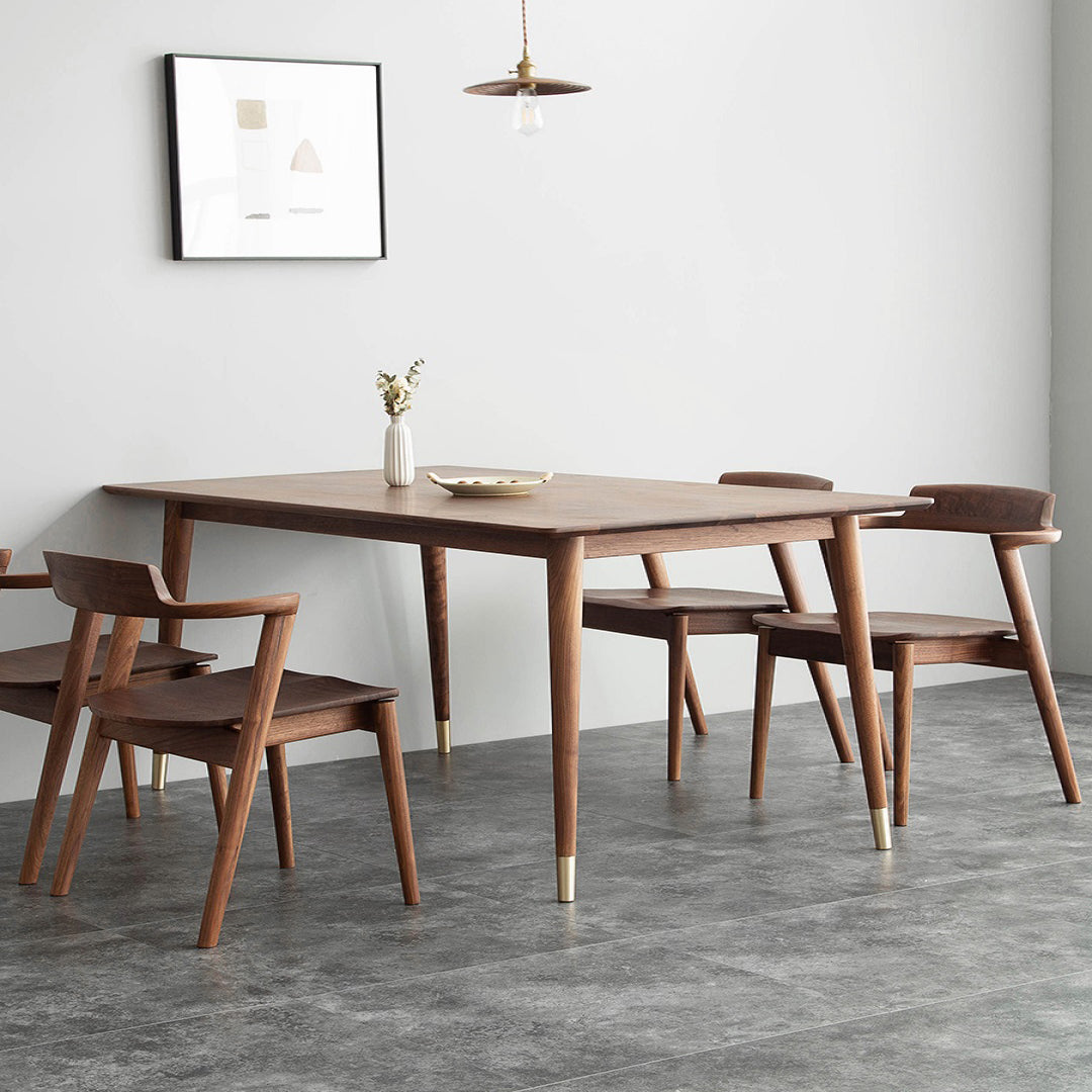 Luxury Pine Wood Table for Restaurant Rectangle Dining Table in Brown with 4 Legs