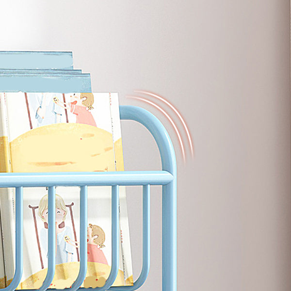 Libreria chiusa a parete montata in stile scandinavo per la sala da studio dell'ufficio