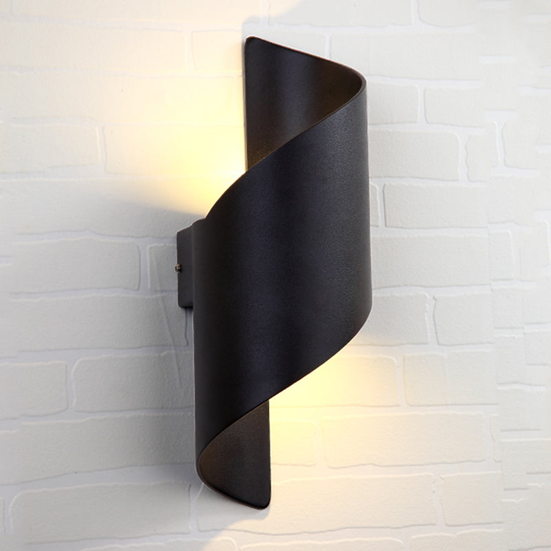 Unique Shade Metal Wall Sconce Modern Style 1-Light Wall Lighting Fixtures