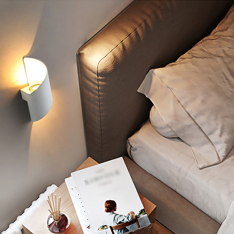 Unique Shade Metal Wall Sconce Modern Style 1-Light Wall Lighting Fixtures